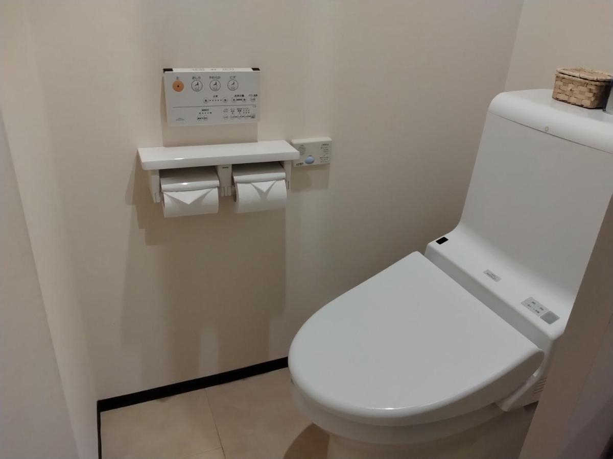 ホテル ベニ ウエスト 大人専用 Ōsaka Extérieur photo